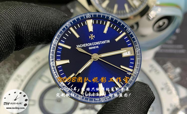  手表：复杂功能与简约之美的权衡