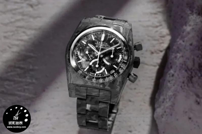 真力时 Chronomaster Revival A3818 “封面女郎”碳纤维款腕表